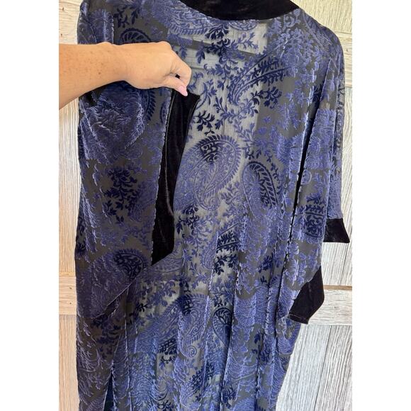 Ariat Velvet Kimono Women's Cardigan Floral Paisley Size XL/XXL Navy Blue/ Black - Picture 3 of 5